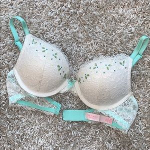 Victoria’s Secret Dream Angels Push Up Bra